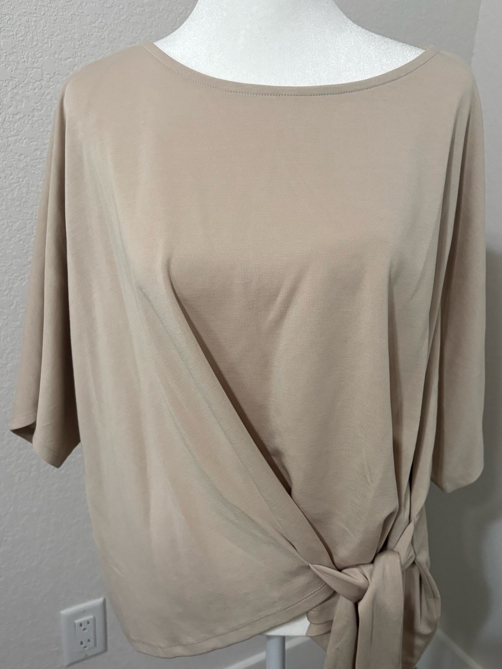 Women's Neutral Tie-Front Tee Top - Beige